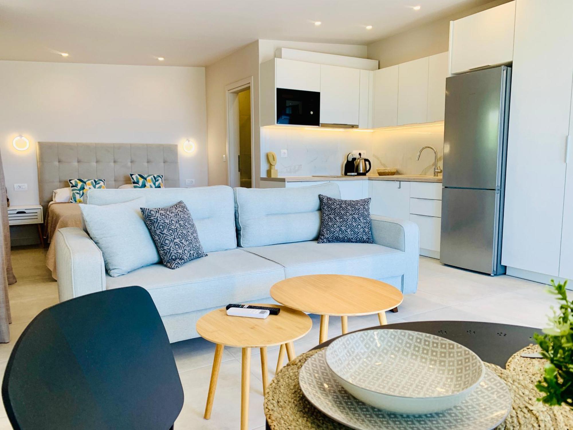 Thelfi Luxury Studio In Attica - Close To Varkiza Beach - Sea View Vári エクステリア 写真