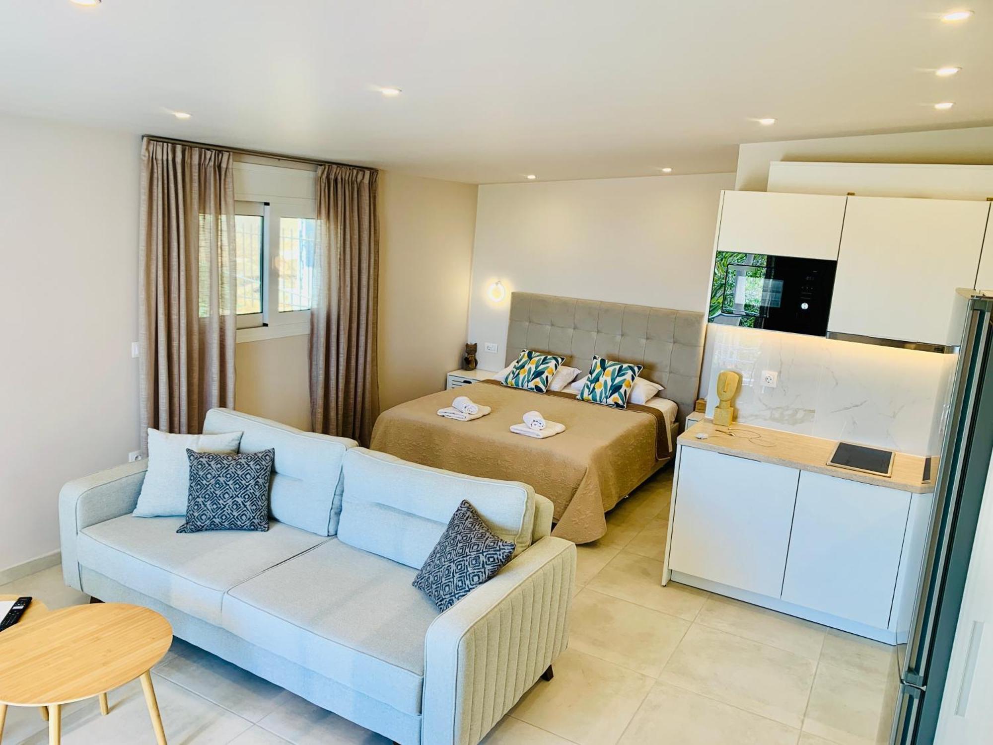 Thelfi Luxury Studio In Attica - Close To Varkiza Beach - Sea View Vári エクステリア 写真
